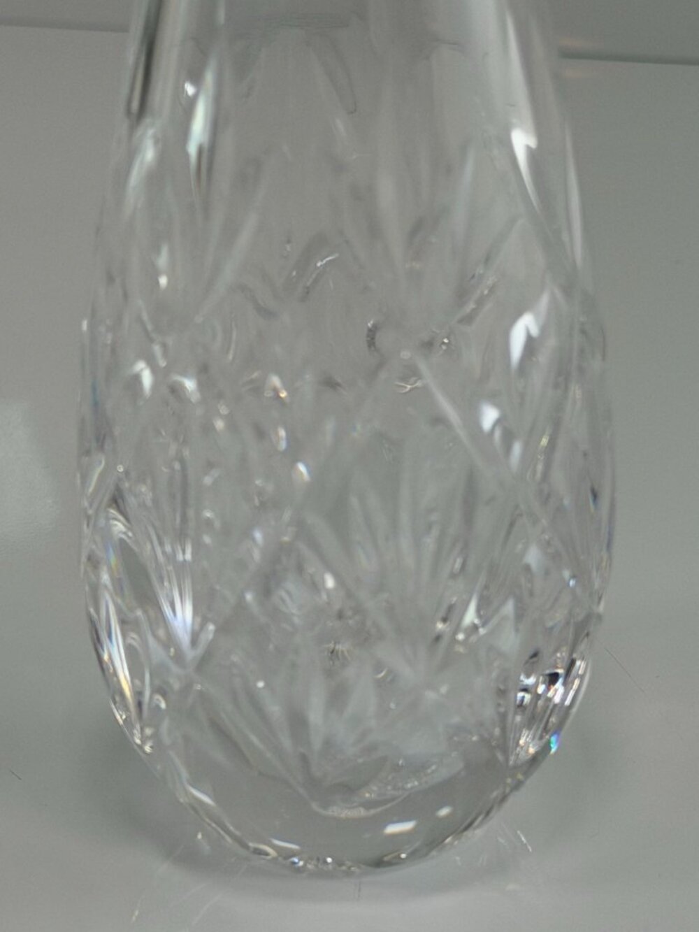 Tiffany & Co. Crystal Bud Sybil Diamond & Fan Vase 8" Cut Glass - Picture 2 of 7